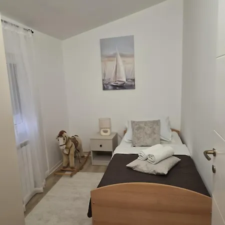 Paradise Villa Zaljutci