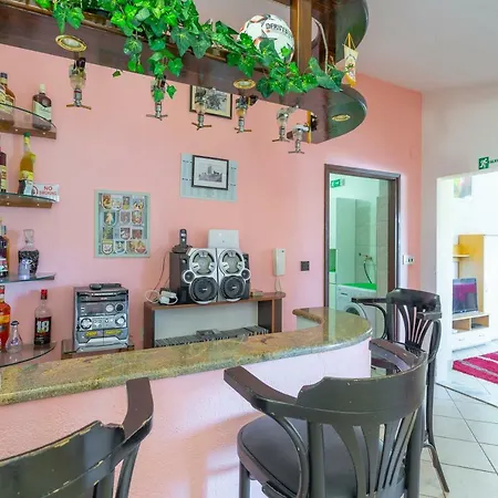 Villa Paradise