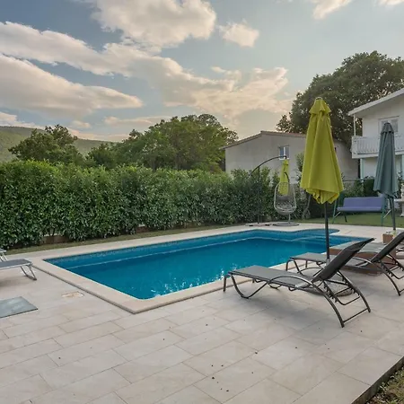 Paradise Villa